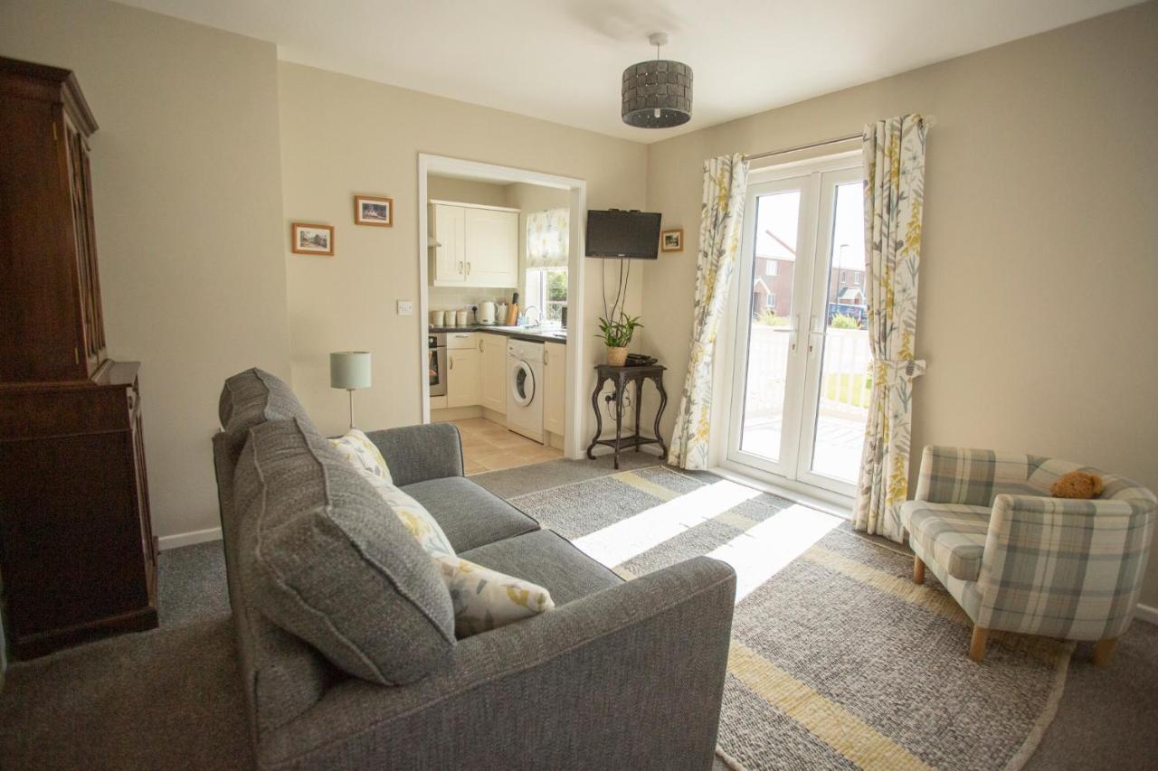 Pant-Y-Celyn Studio Apartment Aberaeron Extérieur photo